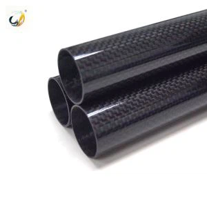 Räätälöidyt hiilikuituputket 3K pinnalla eri kutomalla